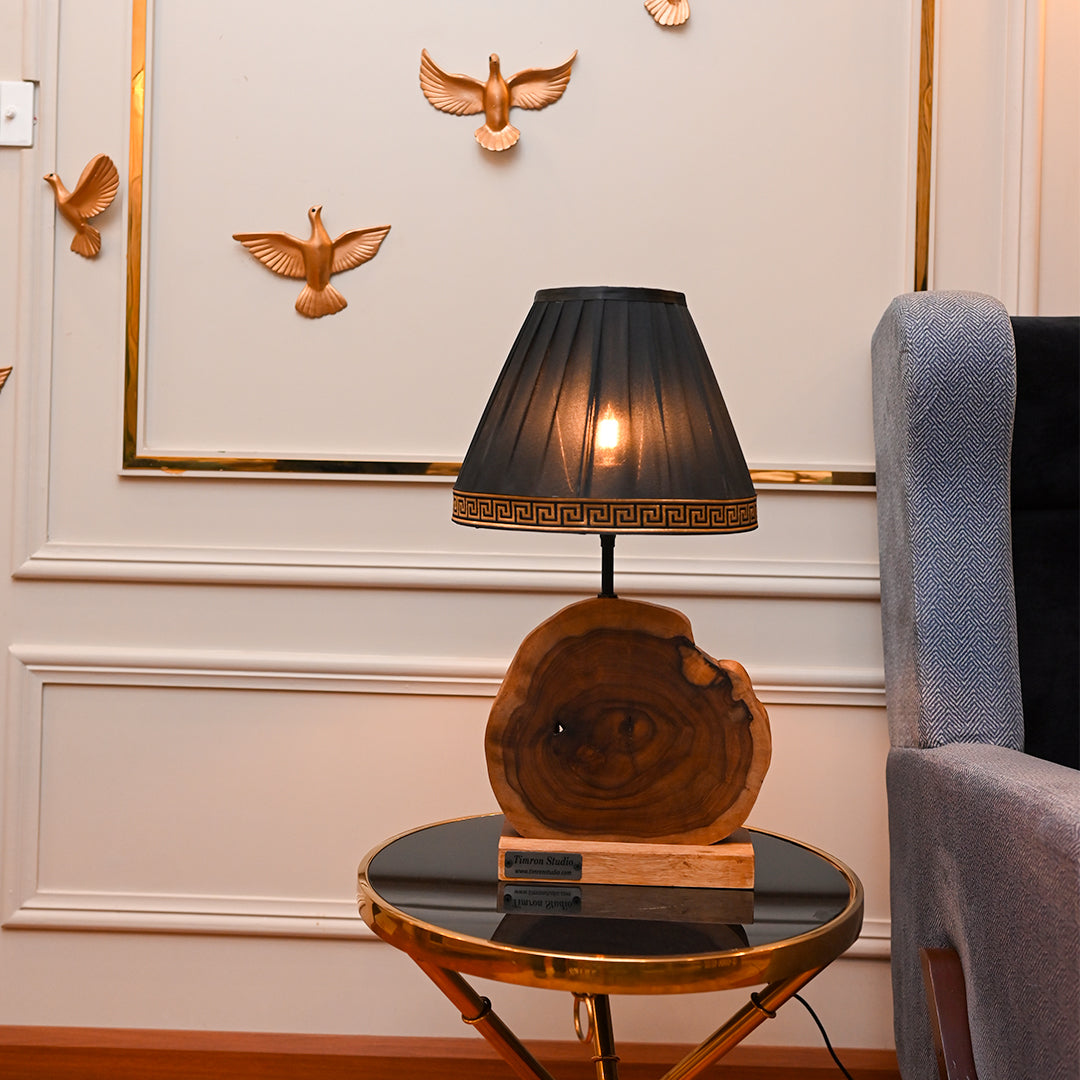 Nura Live Edge Lamp