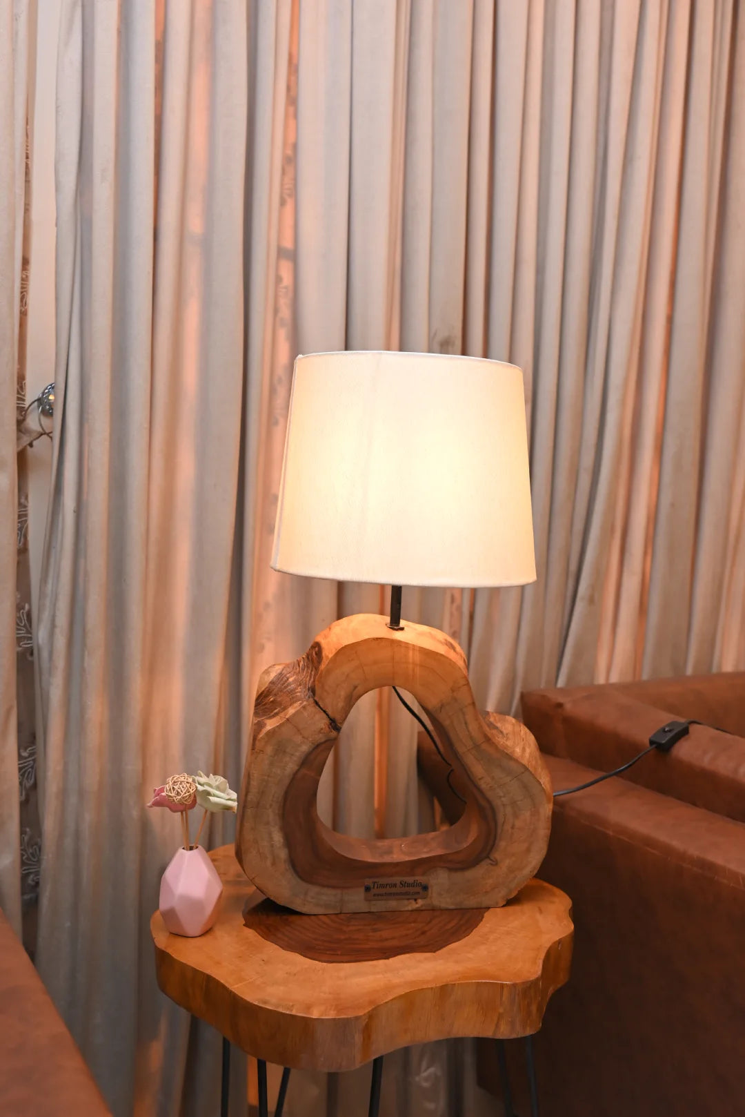 Auric Live Edge Lamp