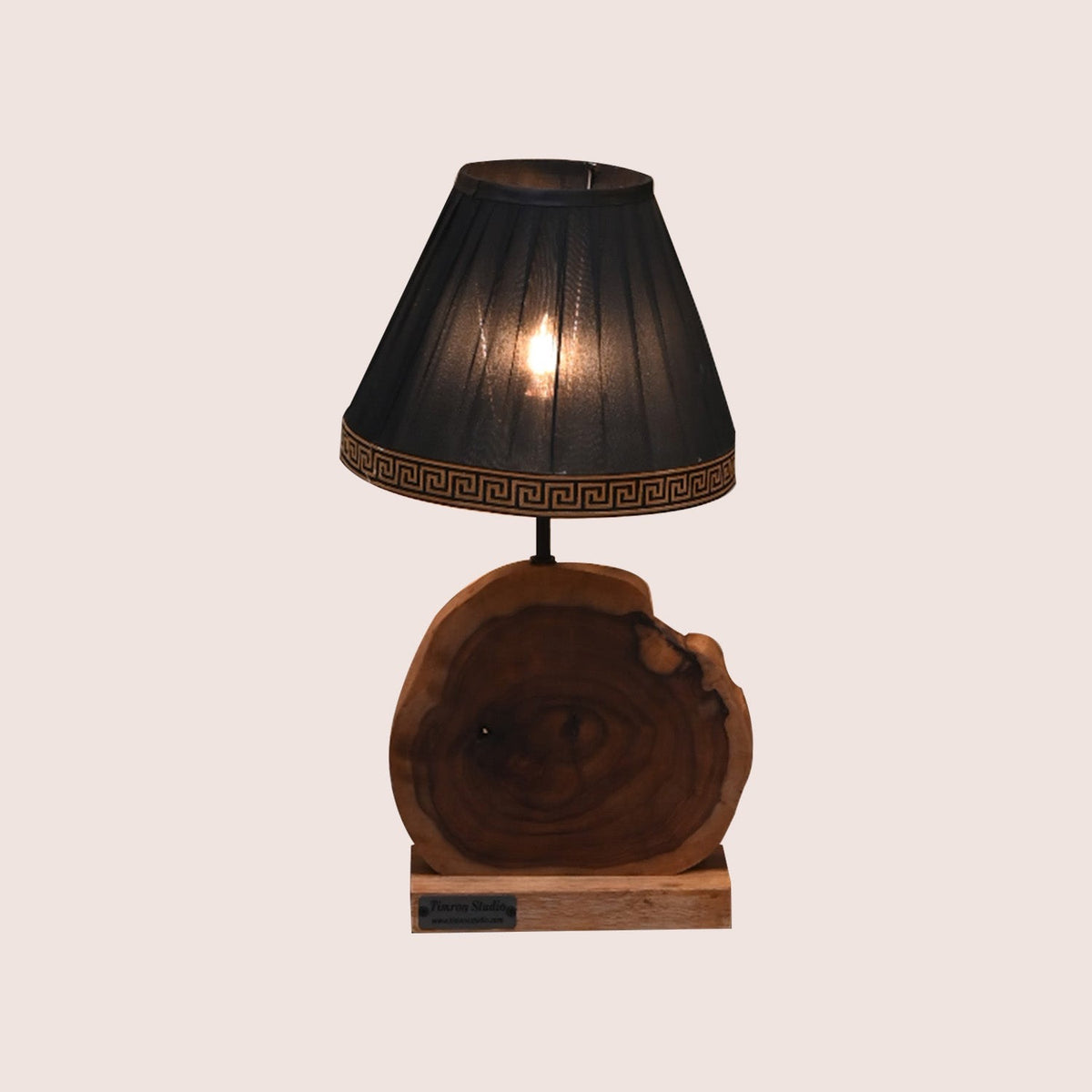 Nura Live Edge Lamp
