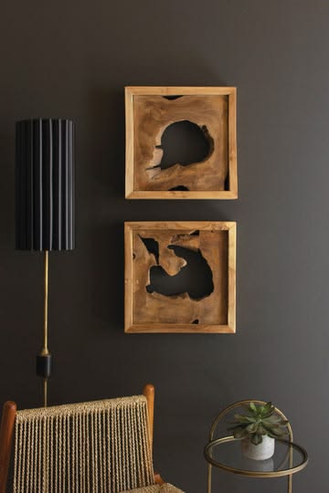 Aura Wall